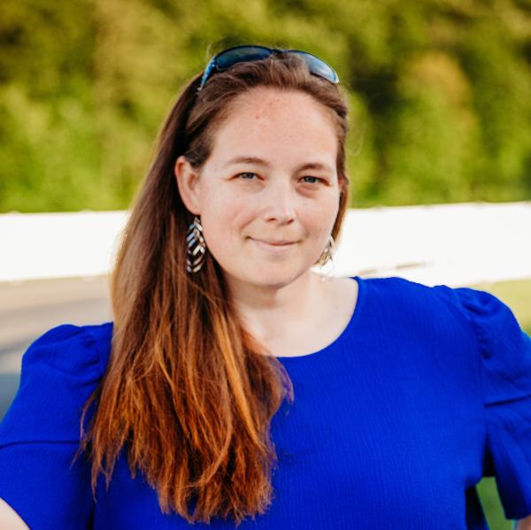Elizabeth  Shouse, EA